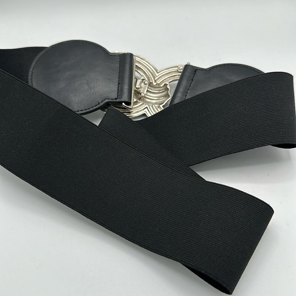 Black stretch belt with heavyweight silver-tone buckle, size L - Picture 4 of 4